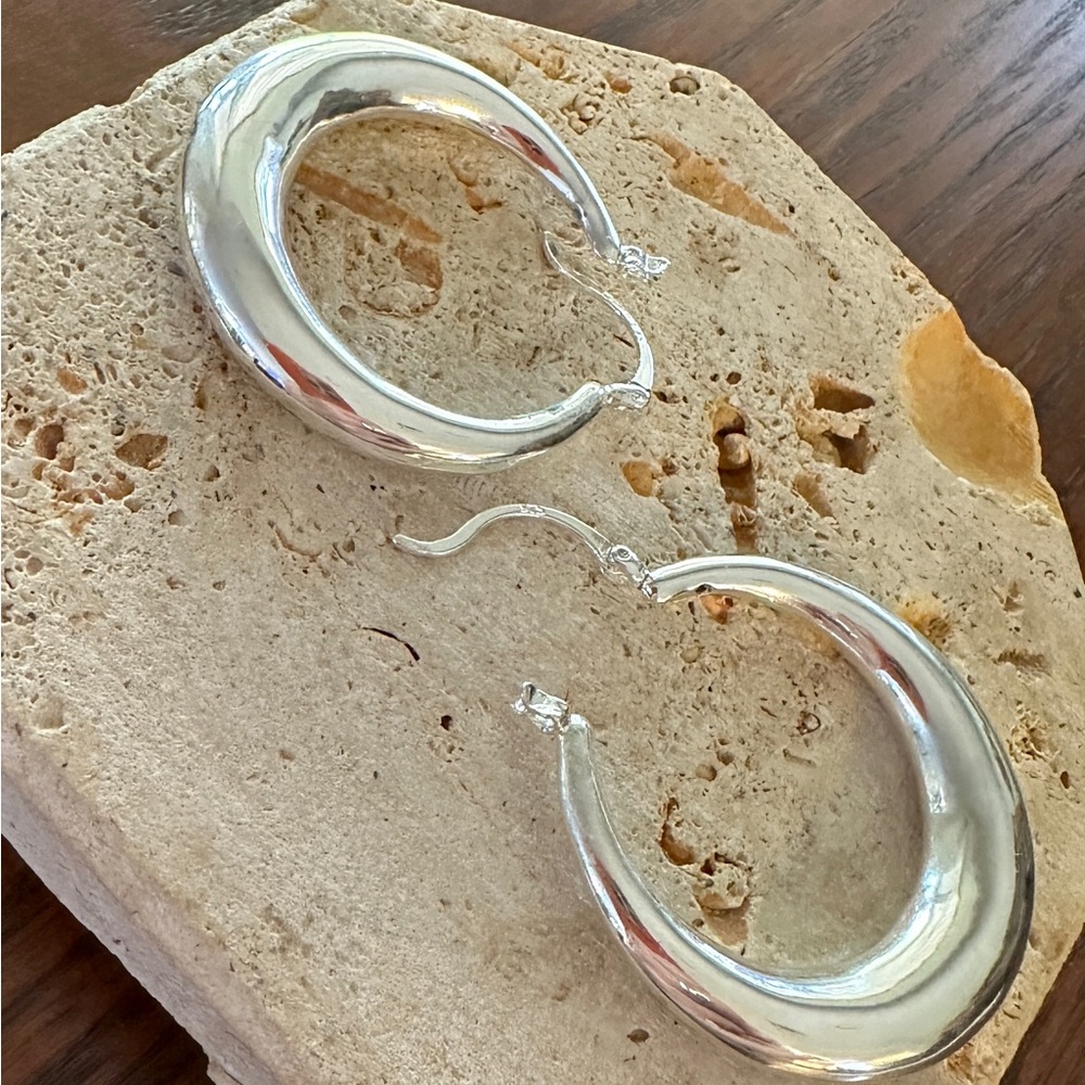 Sterling Silver Bold Thick Graduated Tube Hoop Earrings BOHO - Picture 3 of 3
